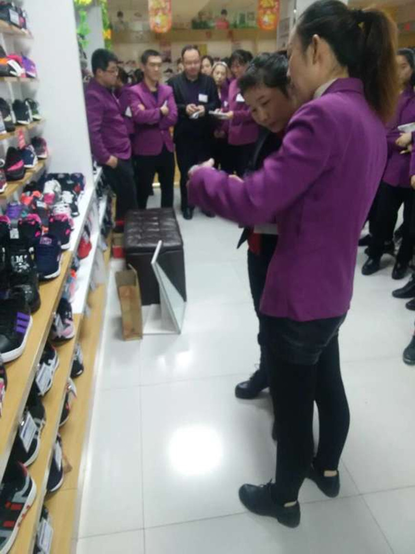 【用心研究本職工作】服務(wù)技能比賽，努力成為更好的自己！