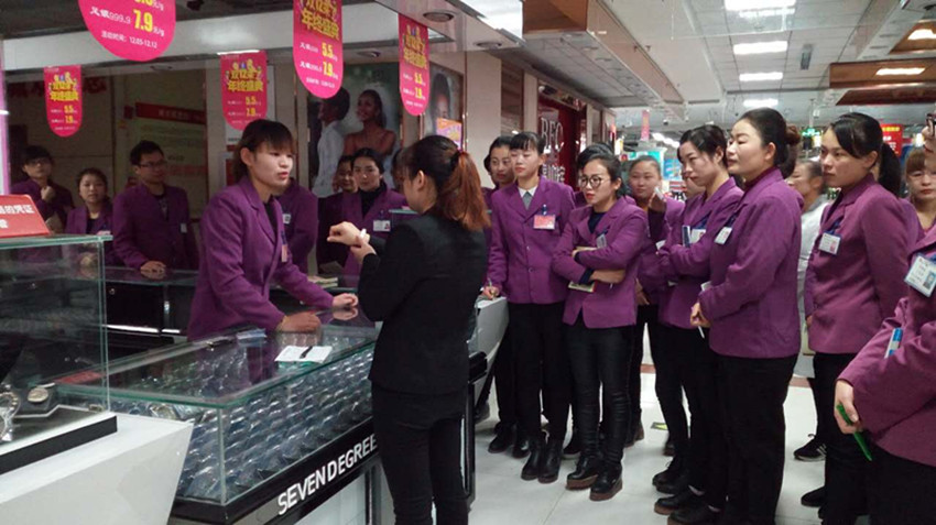 【用心研究本職工作】服務(wù)技能比賽，努力成為更好的自己！