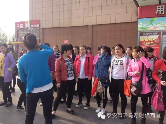 青春不言敗，愛拼才會贏。五馬店春季拔河比賽實況記錄！