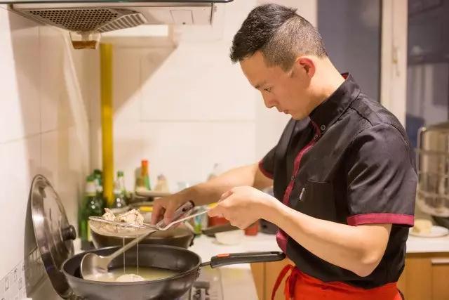 【時(shí)代儒商】膠東碼頭海鮮城淮揚(yáng)菜、魯菜、海鮮超多美味！滿(mǎn)足您的味蕾~~